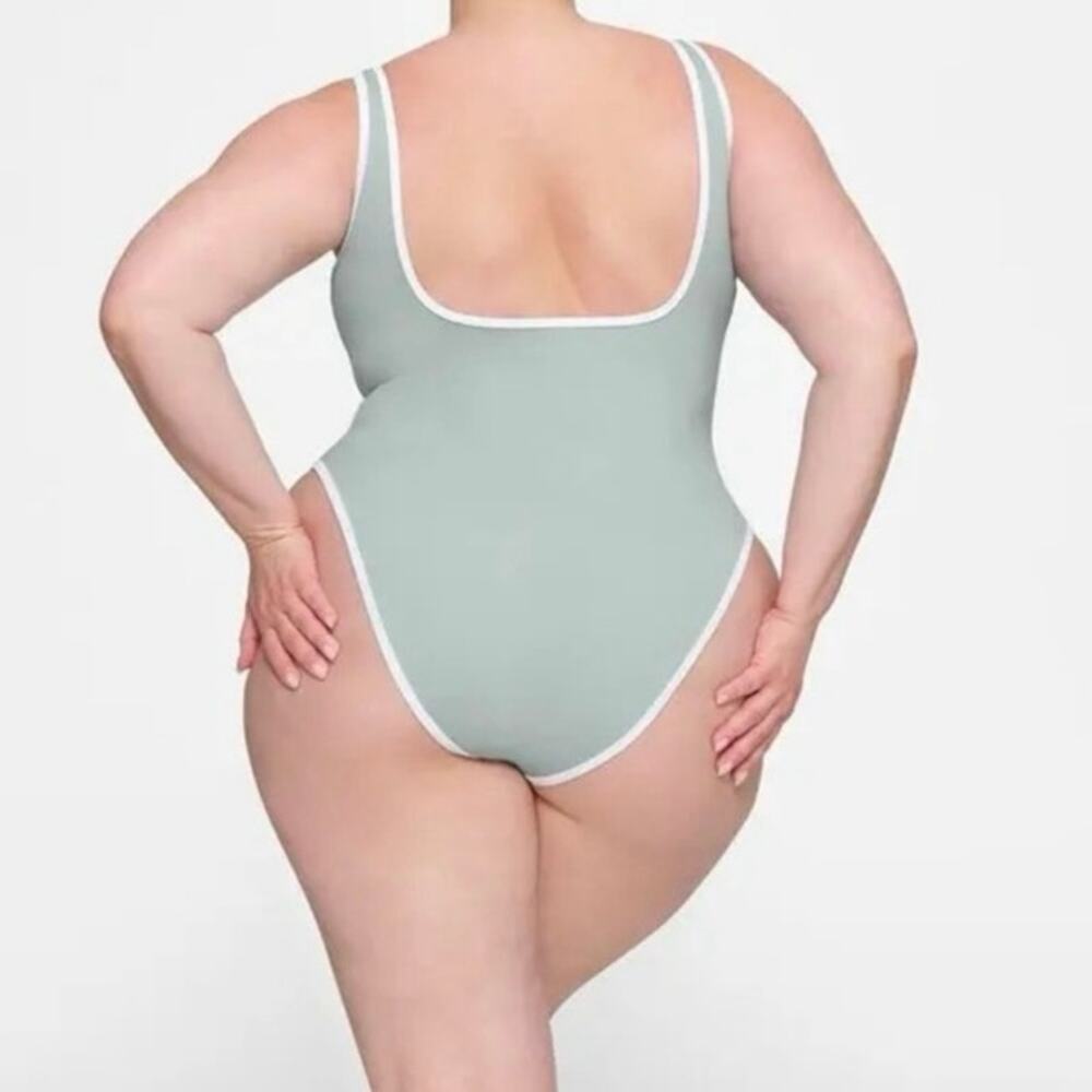 NWT SKIMS  Zip Up Swim Scoop Neck One Piece - Pacific Plus Size‎ 3X New XXXL - Picture 2 of 15